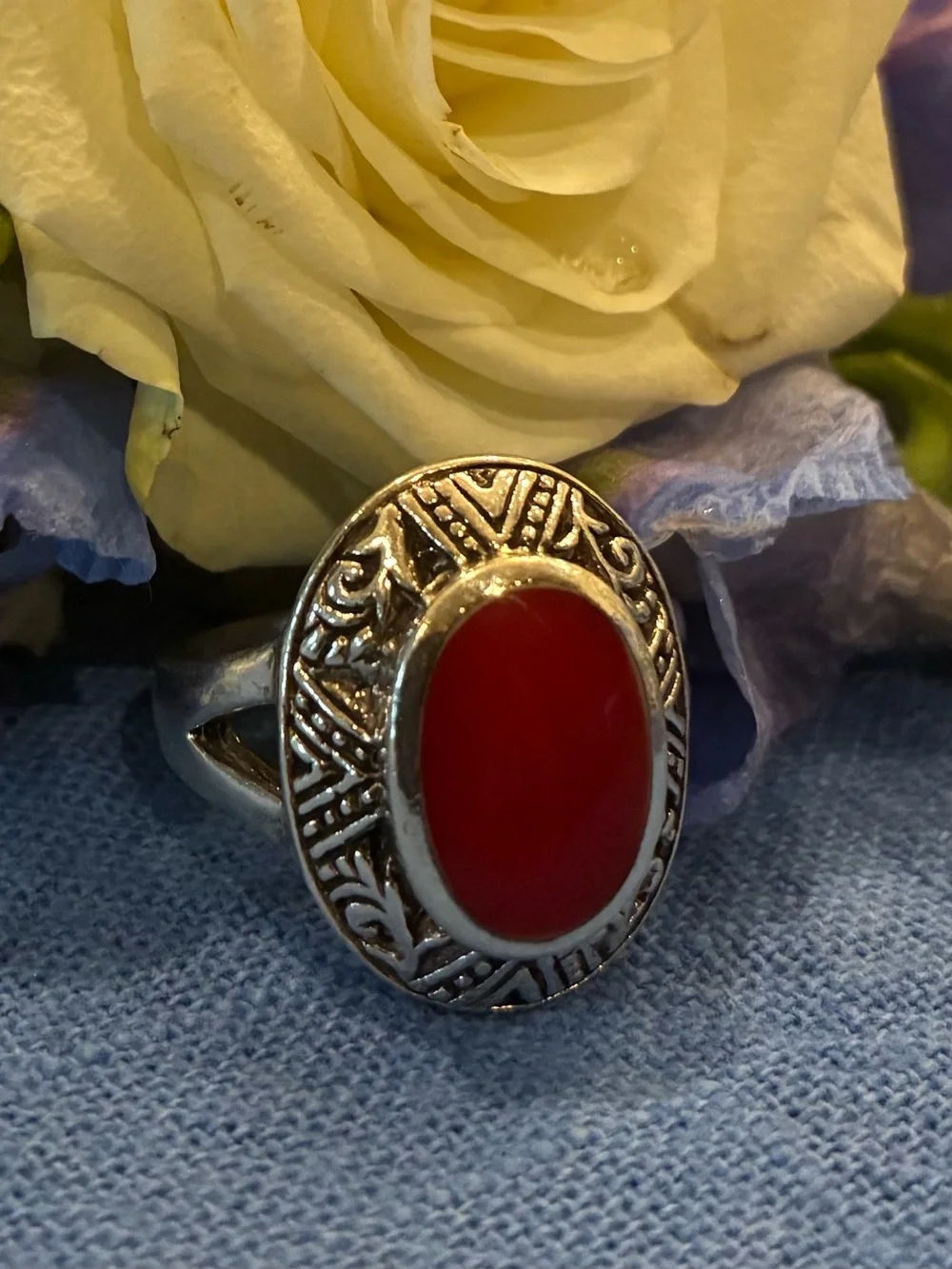 Eye catching Rich Red Carnelian Gemstone Ring Size 8